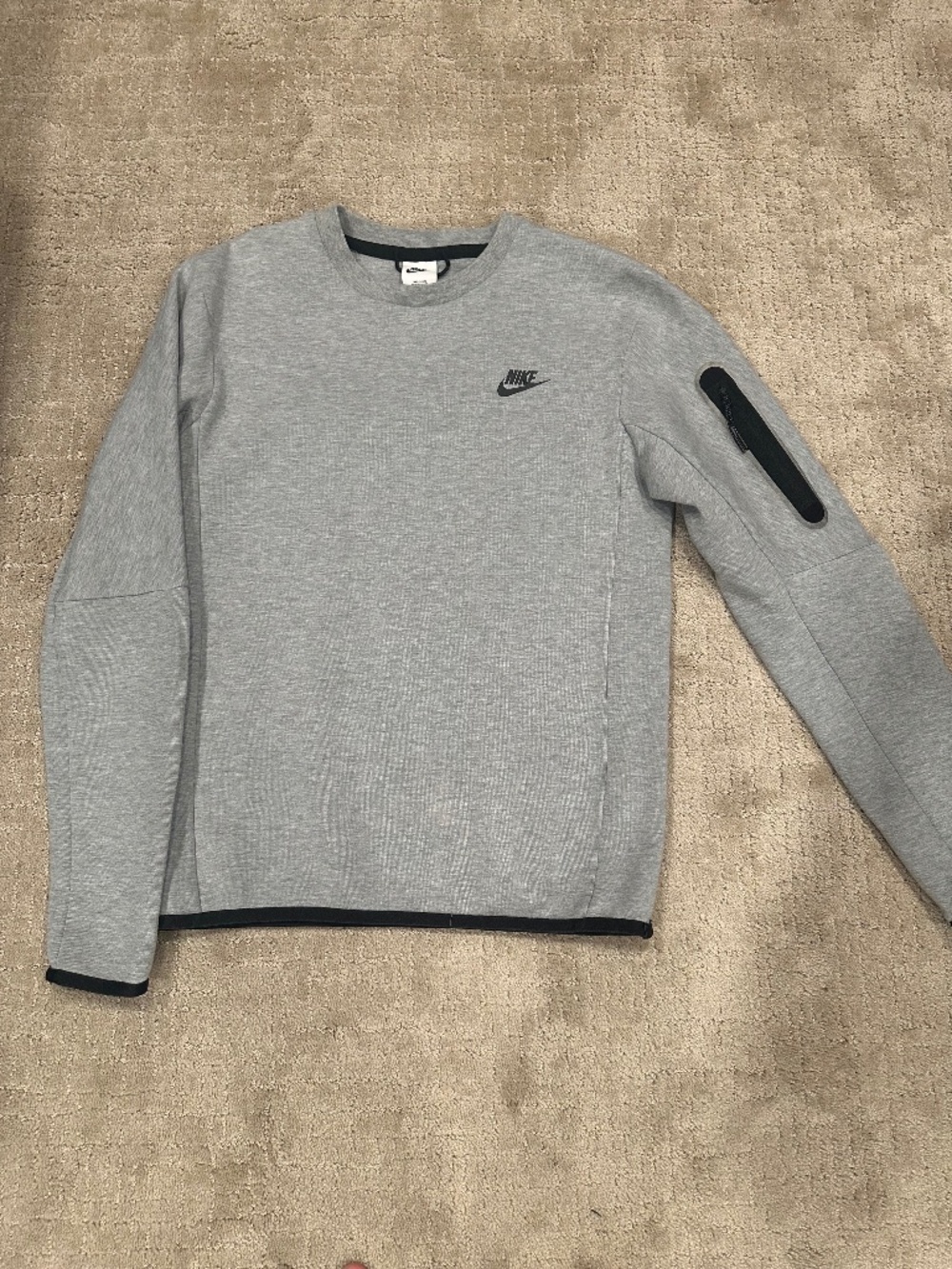 nike crewnecku